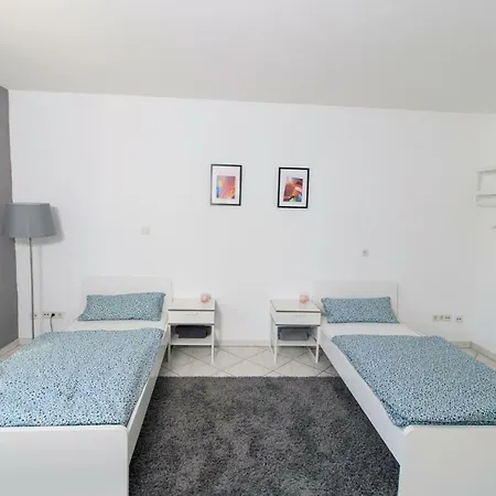 Winda Living Apartment *